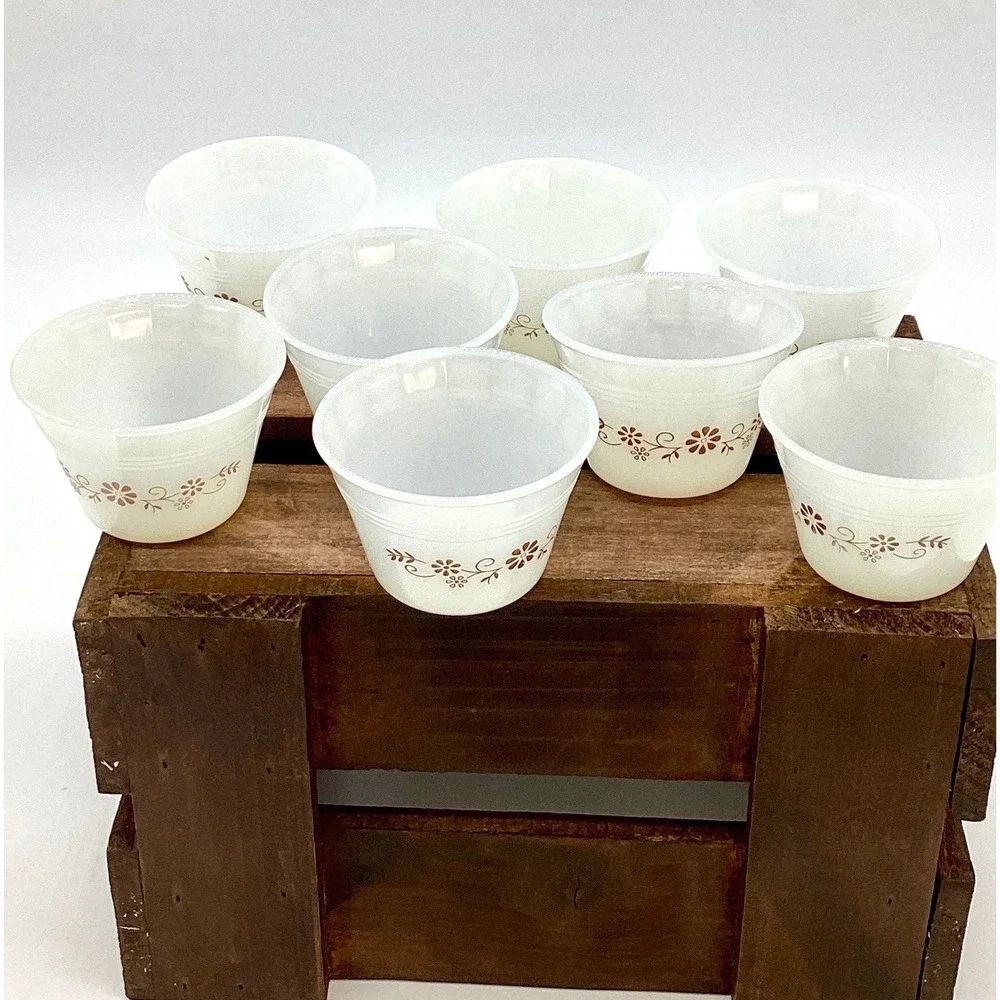 Vintage Milk Glass‎ Custard Bowls, Set of 8 Brown Daisy Dessert Dishes (M5-16)